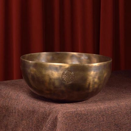 Handmade-Full-Moon-Tibetan-Singing-Bowl-–-Deep-Sound-Healing-Copper-Bowl-for-Meditation-Yoga3