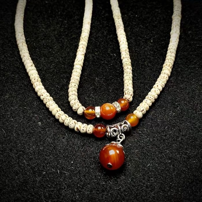Lhatse Norbu Tibetan Star-Moon Bodhi Mala with Agate - Image 3