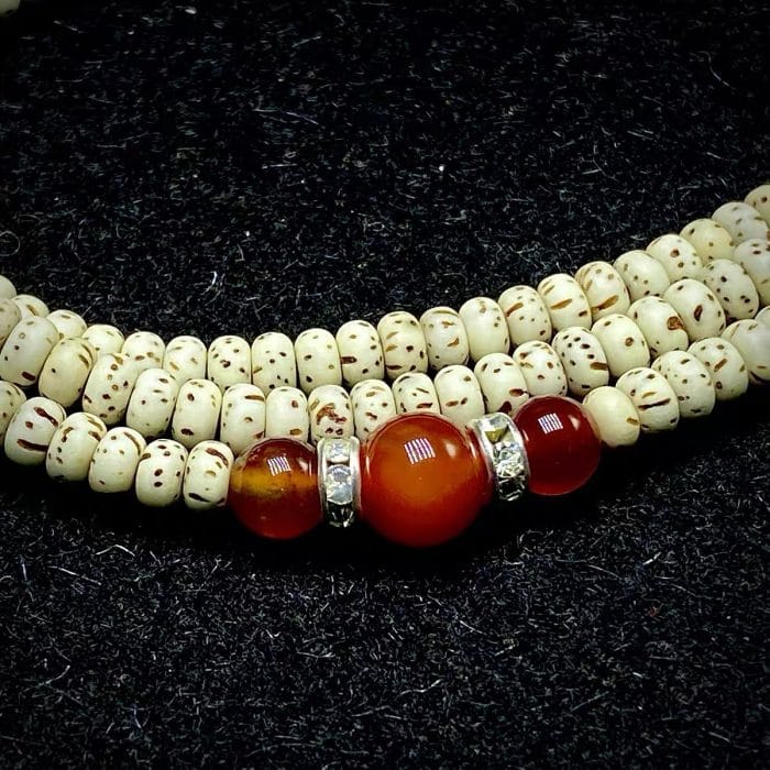 Lhatse Norbu Tibetan Star-Moon Bodhi Mala with Agate - Image 4