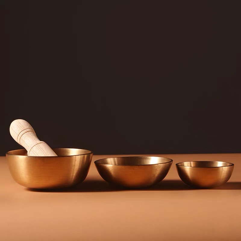 Tibetan-Singing-Bowl-Gift-Set-–-3-Piece-Sound-Healing-Kit2