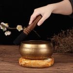 Tibetan-Singing-Bowl-with-Six-Syllable-Mantra-–-For-Meditation-Yoga-Energy-Healing3